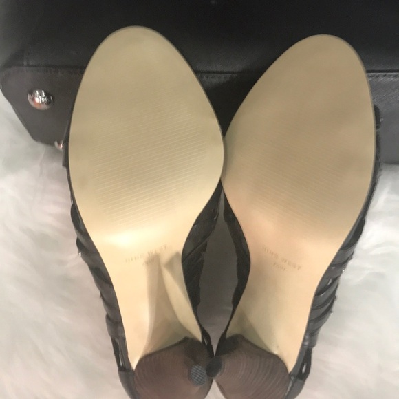 Nine West Leather Gladiator Heels Size 9 - Picture 6 of 13